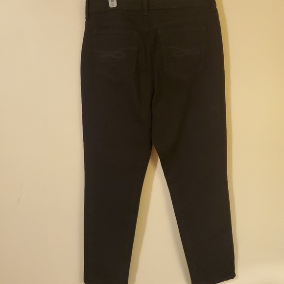 Black Slim Leg High Rise Jeans - Picture 2 of 4